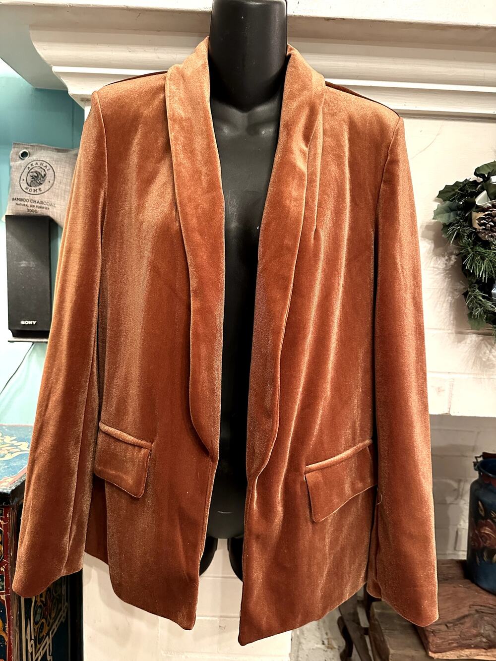 NWT SLOUCHY SLIM CUT VELVET SHAWL COLLAR BLAZER JACKET M ROMEO & JULIET